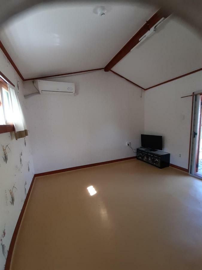 Gyeongju Guesthouse Huewon Bagian luar foto